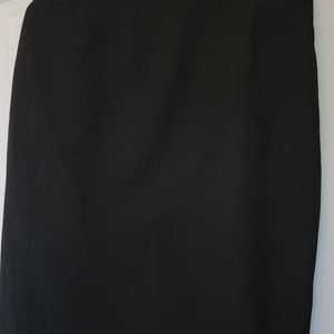 Black pencil skirt, lined